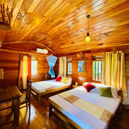 Thought Blooming Hotel Udawalawe Exterior photo