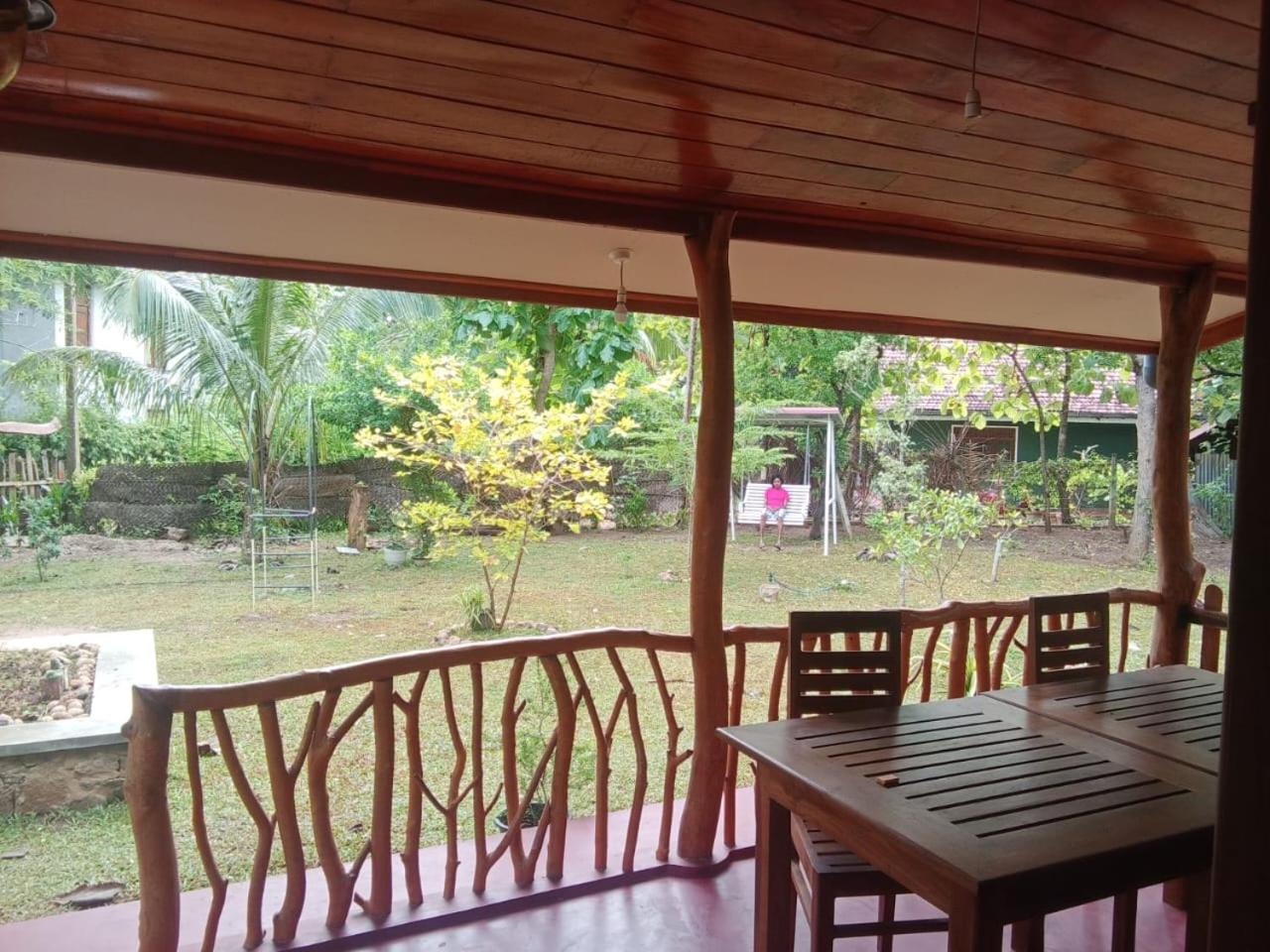 Thought Blooming Hotel Udawalawe Exterior photo